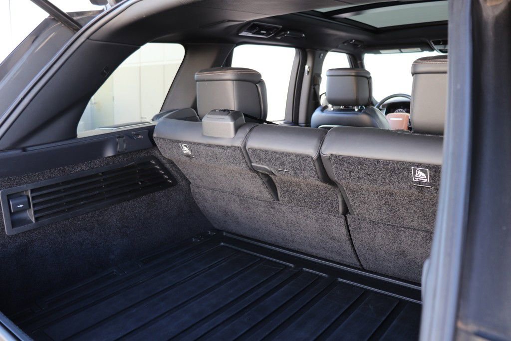 Used 2020 Land Rover Range Rover SV Autobiography Dynamic AWD/4WD image 27