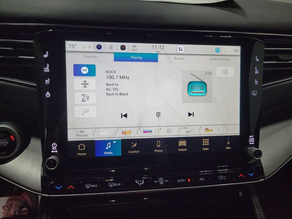 New 2026 Jeep Grand Wagoneer Limited AWD/4WD image 16