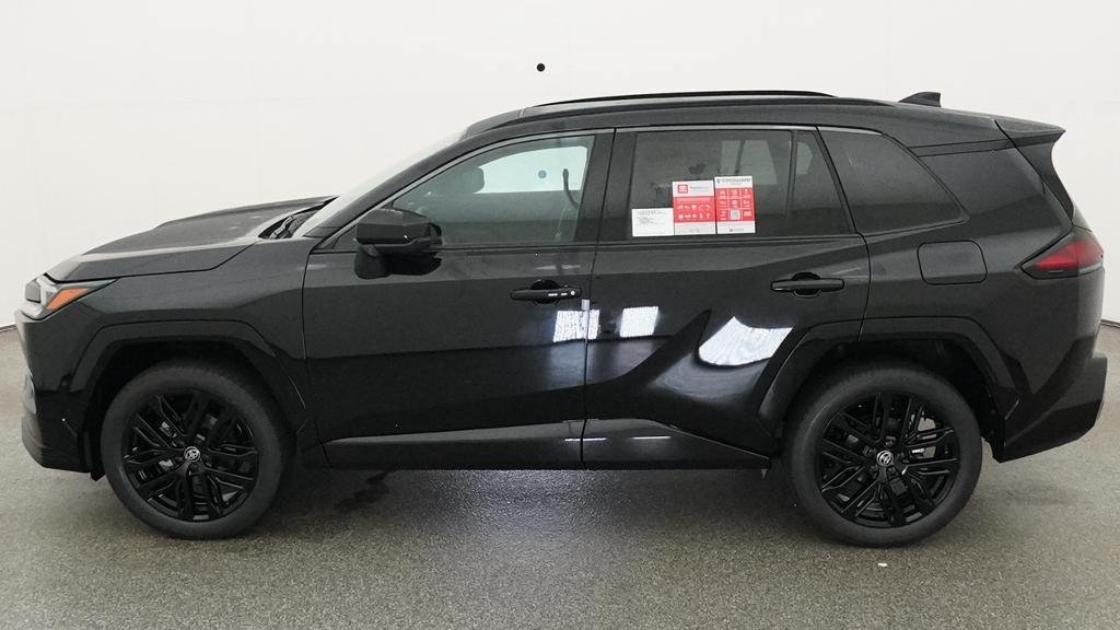 New 2026 Toyota RAV4 XSE w/ Panoramic Sun Roof Package AWD/4WD image 3