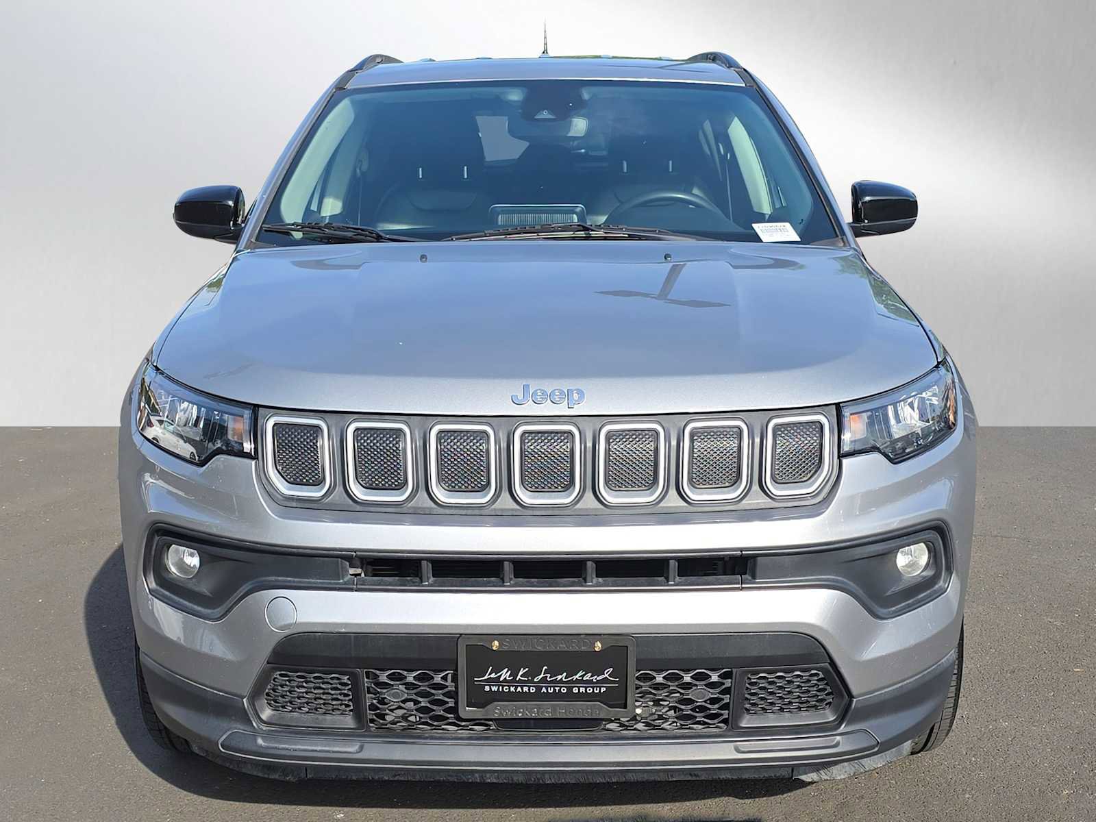 Used 2022 Jeep Compass Latitude AWD/4WD image 8