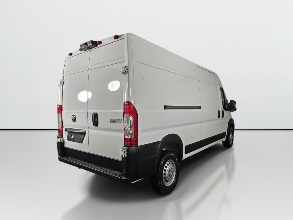 New 2026 RAM ProMaster 2500 FWD image 3