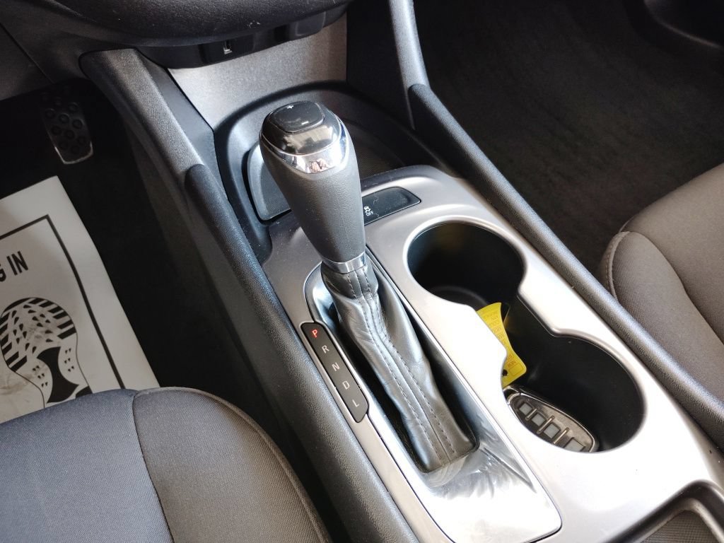 Used 2017 Chevrolet Malibu LS FWD image 27