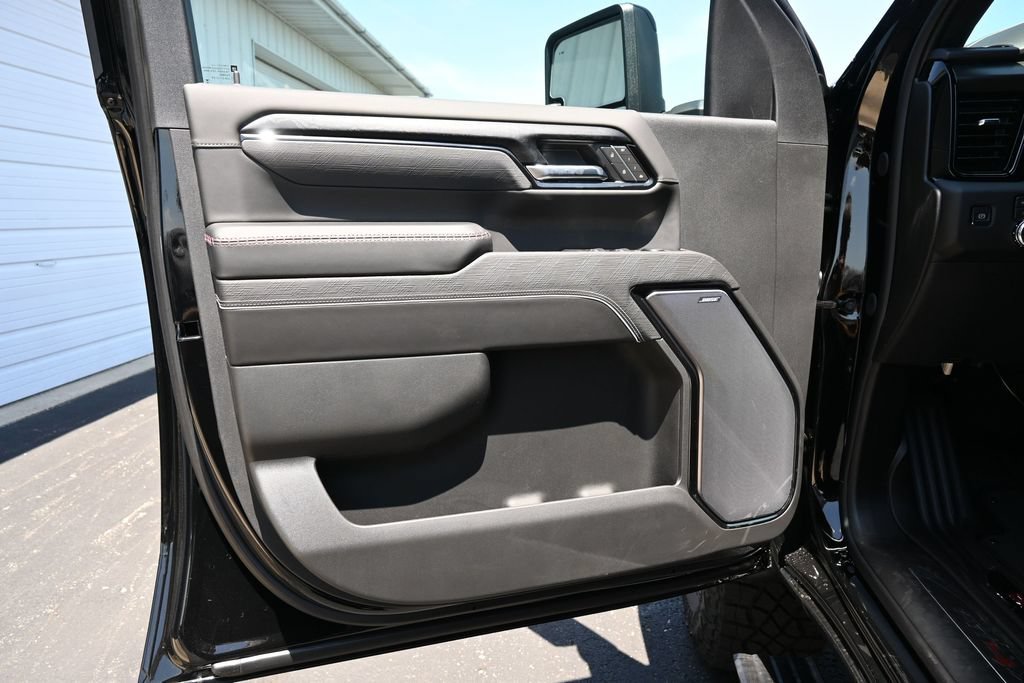 New 2026 GMC Sierra 2500 AT4X AWD/4WD image 15