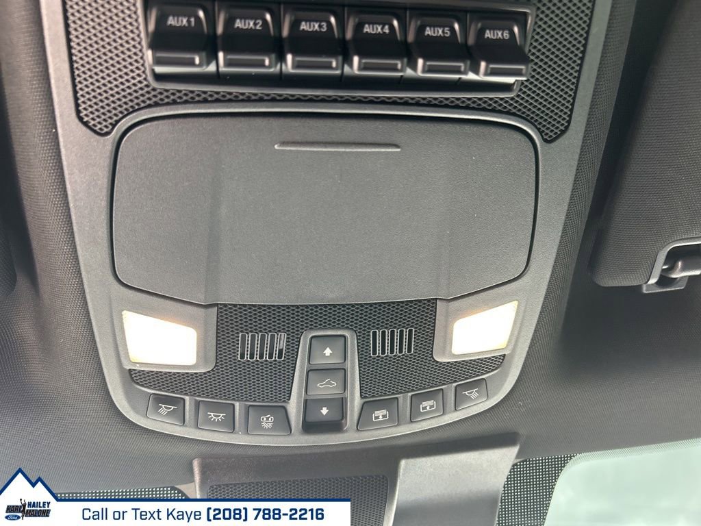 Used 2022 Ford F350 Platinum w/ Tremor Off-Road Package image 37