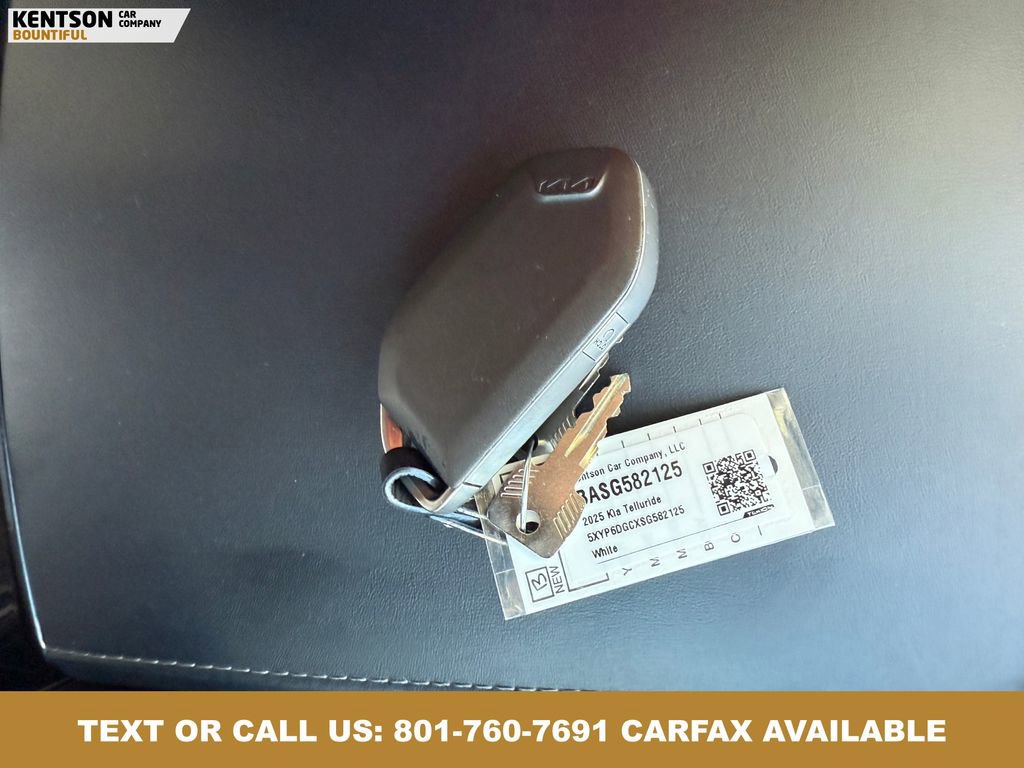 Used 2025 Kia Telluride S image 43