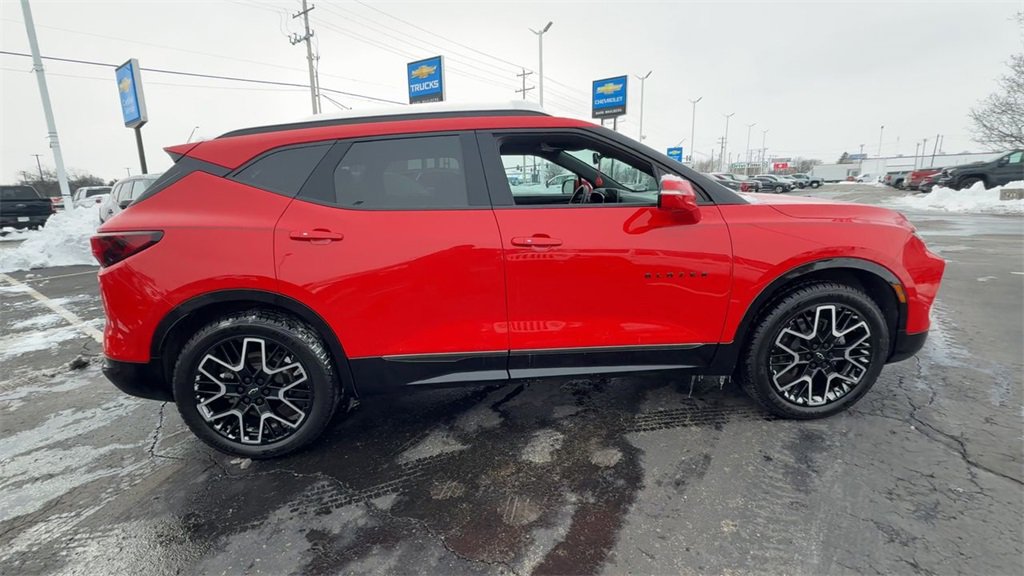 Used 2023 Chevrolet Blazer RS w/ Enhanced Convenience Package image 9