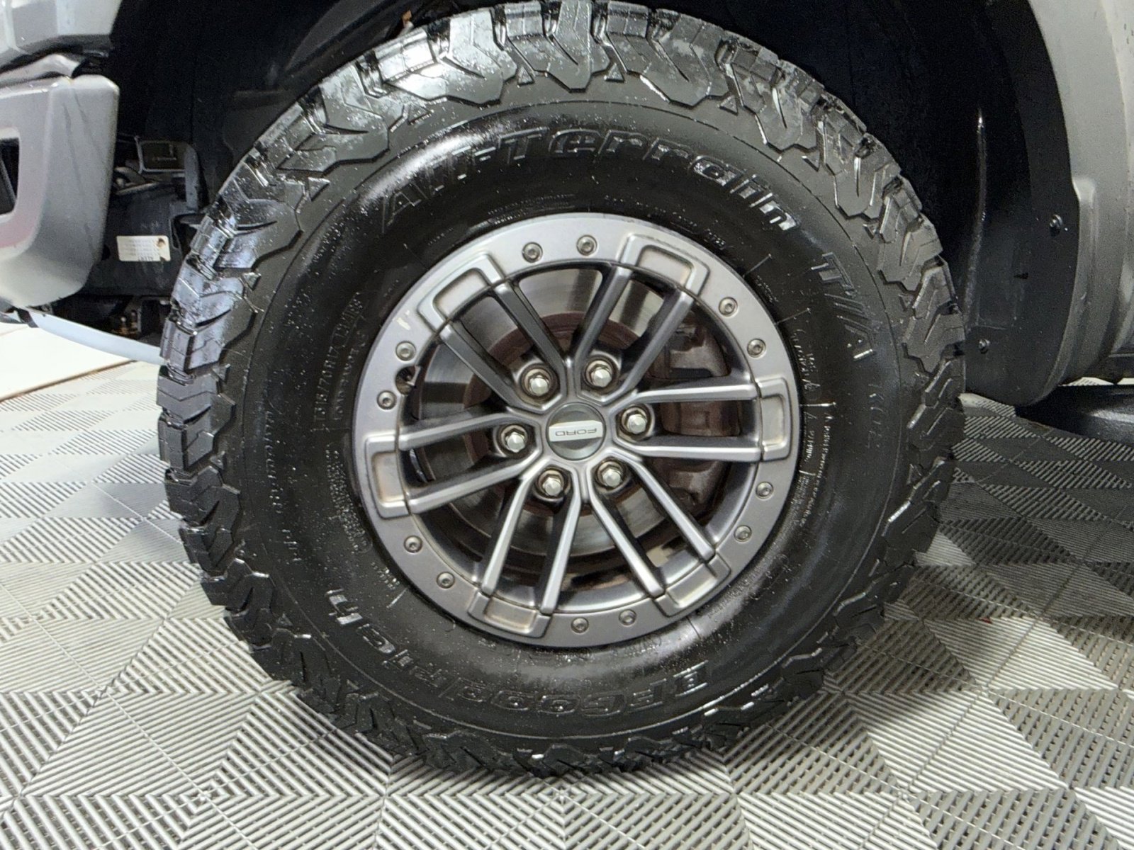 Used 2020 Ford F150 Raptor w/ Equipment Group 802A Luxury image 12