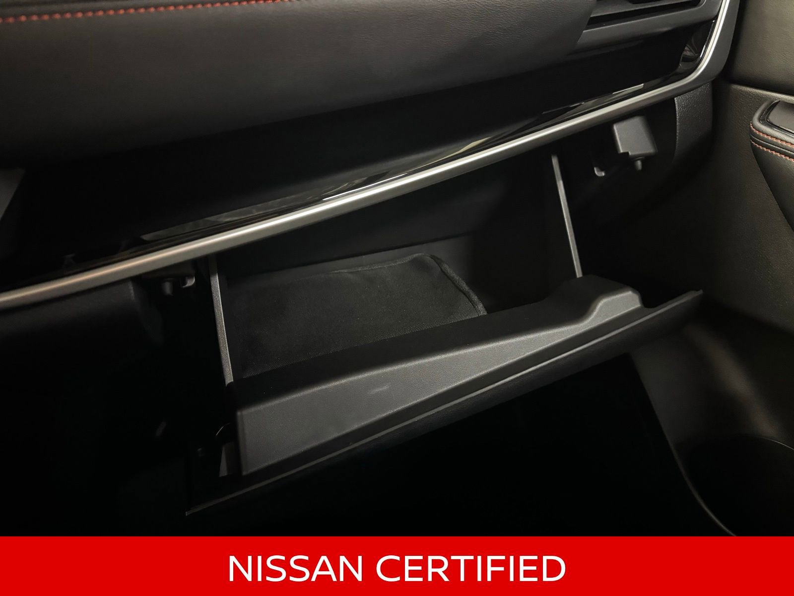 Certified 2025 Nissan Rogue SV AWD/4WD image 31
