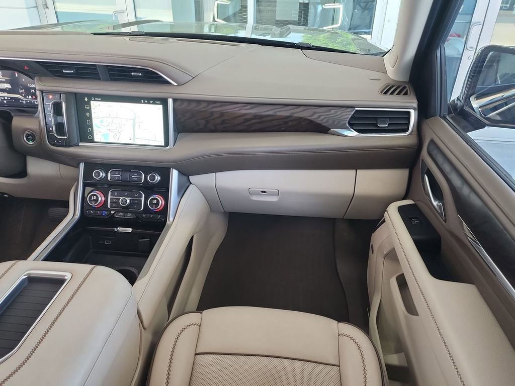 Certified 2023 GMC Yukon Denali w/ Advanced Technology Package AWD/4WD image 29