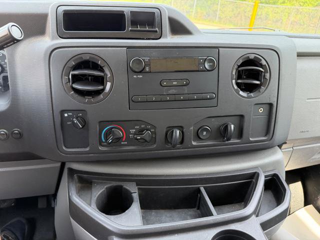 Used 2014 Ford E-250 and Econoline 250 w/ Power Group RWD image 20