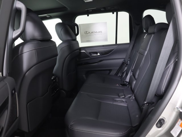 New 2026 Lexus LX 700h Luxury w/ Appearance Package AWD/4WD image 15