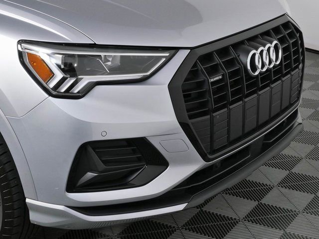 Used 2023 Audi Q3 2.0T Premium w/ Convenience Package AWD/4WD image 37