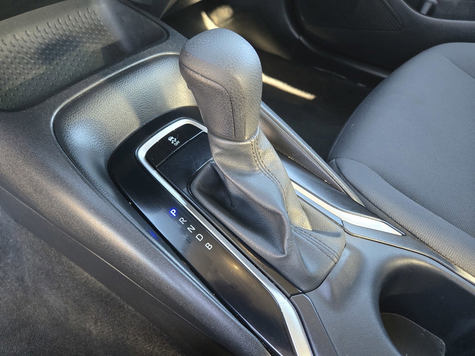 Used 2024 Toyota Corolla LE image 15