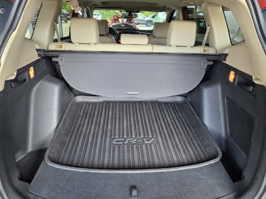 Used 2018 Honda CR-V Touring image 11
