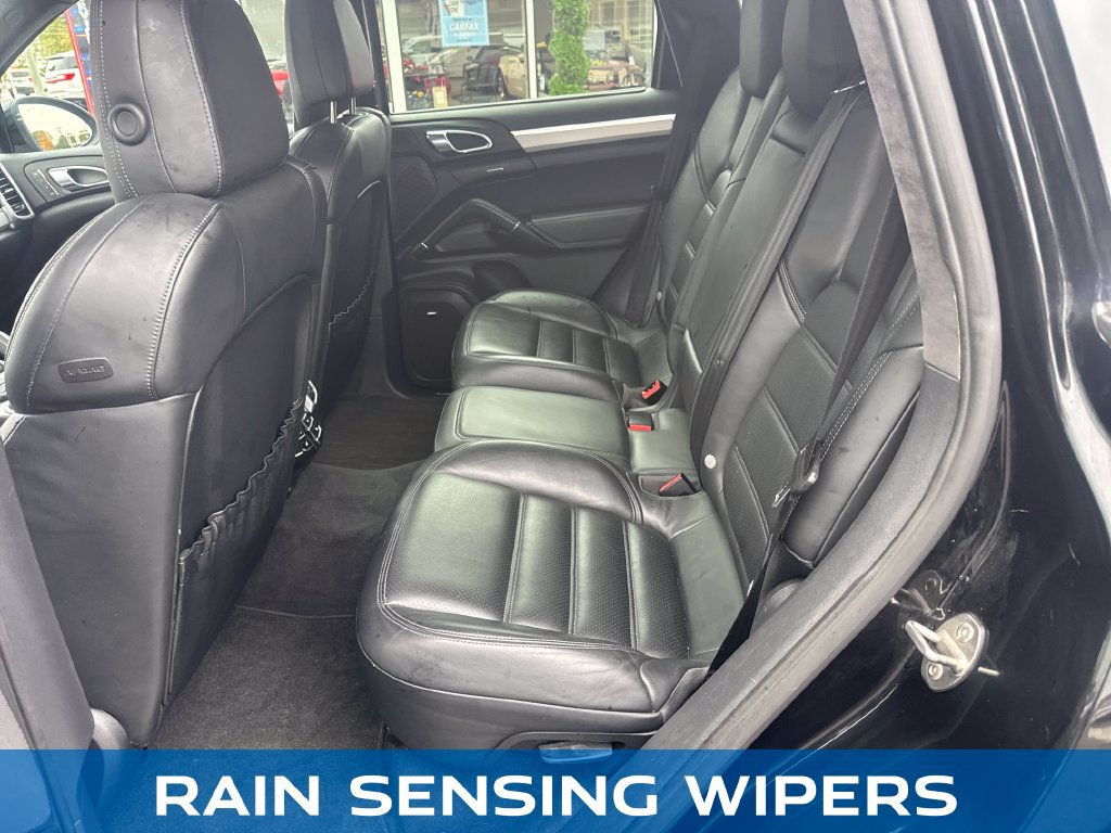 Used 2011 Porsche Cayenne Turbo AWD/4WD image 26