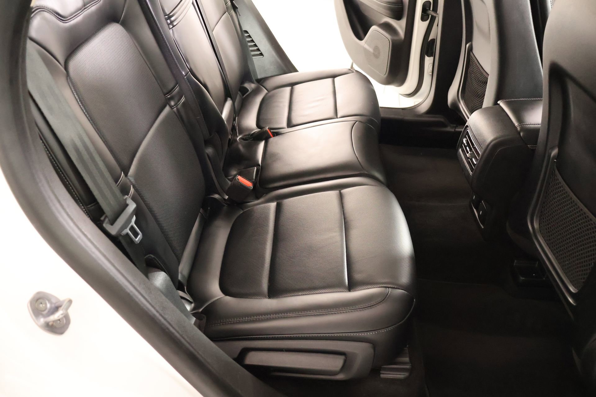 Used 2024 Lincoln Corsair Reserve w/ Equipment Group 201A image 15