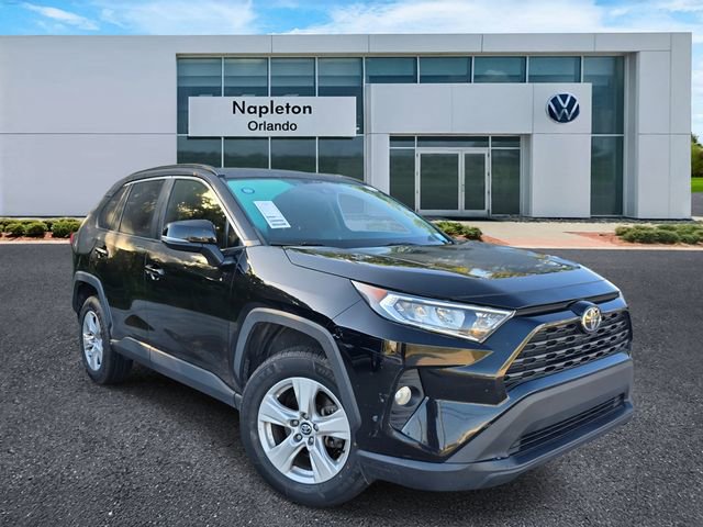 Used 2020 Toyota RAV4 XLE image 35