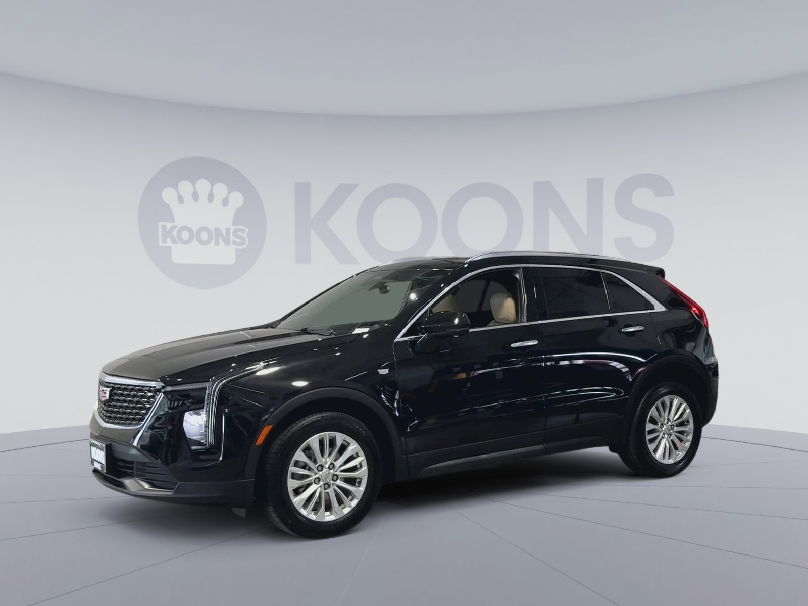 Used 2024 Cadillac XT4 Luxury w/ Cold Weather Package AWD/4WD image 7