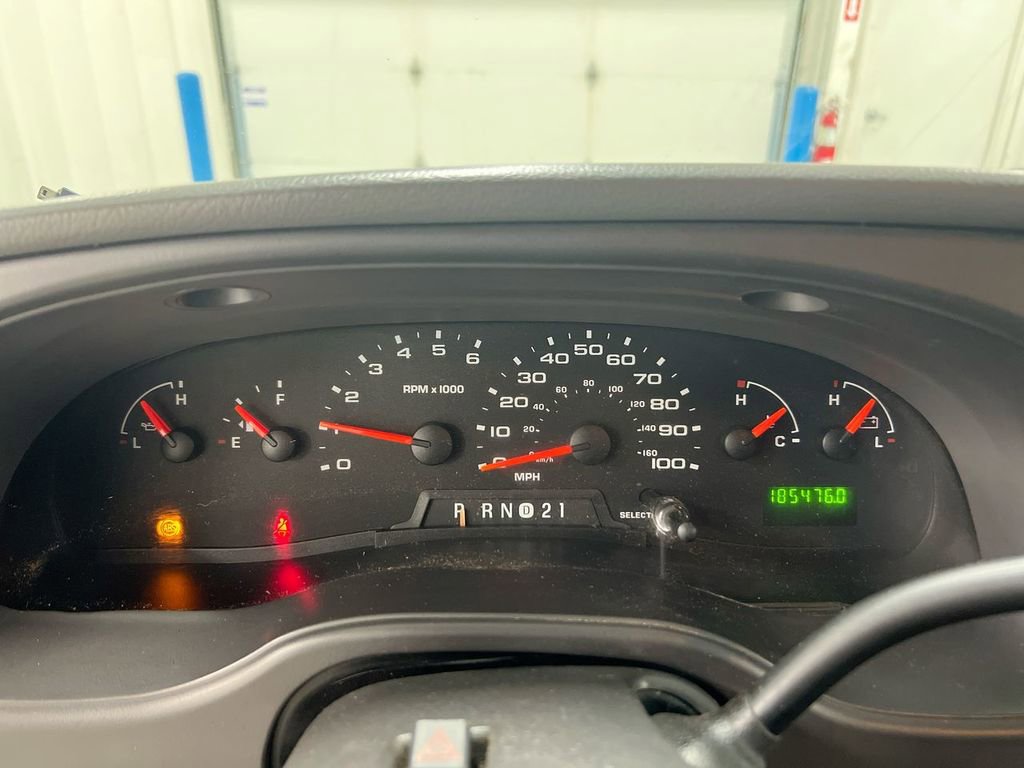 Used 2006 Ford E-250 and Econoline 250 image 12