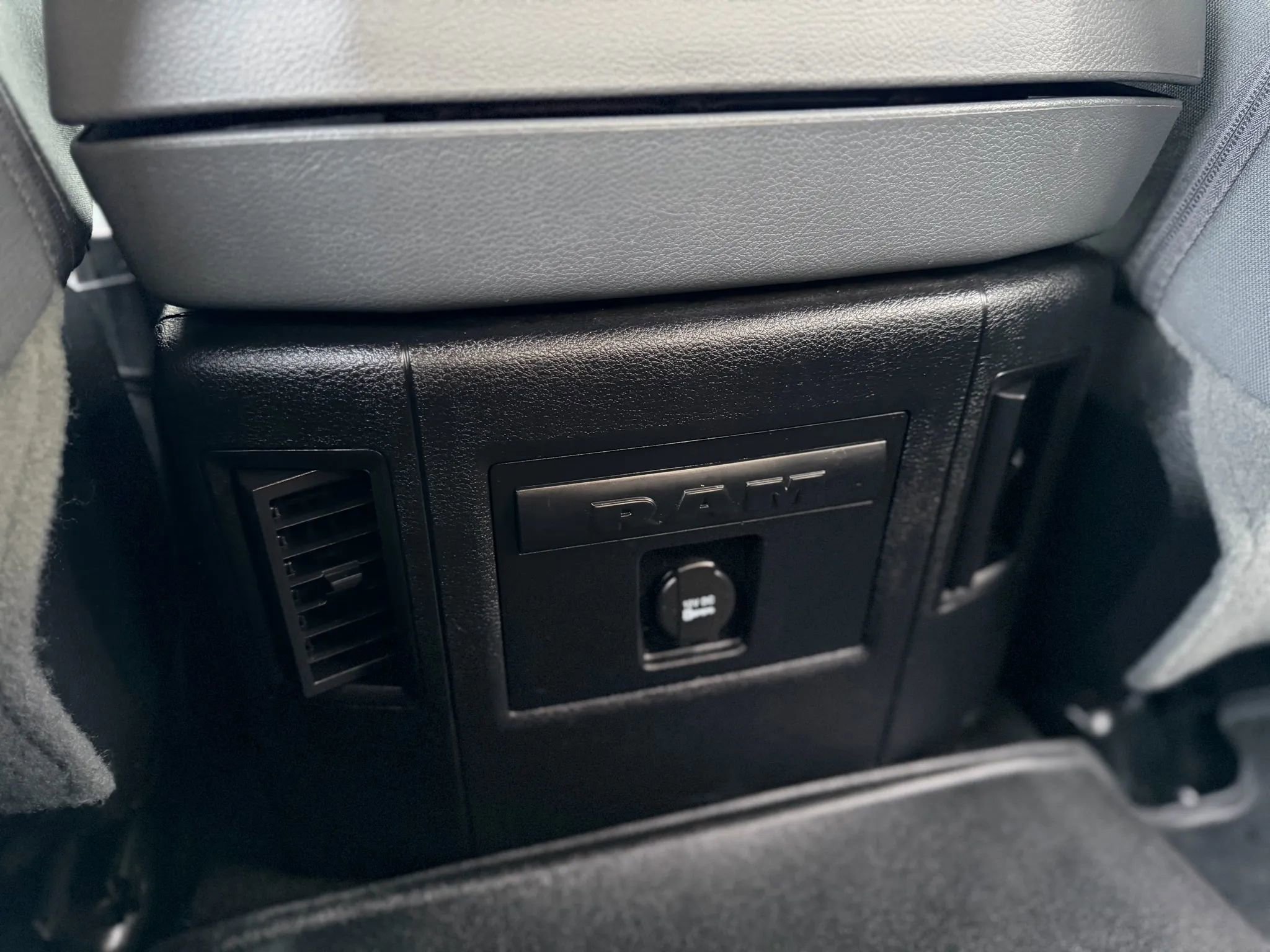 Used 2016 RAM 1500 Big Horn image 29