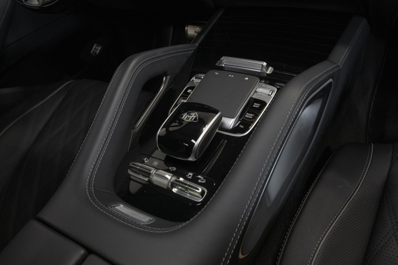 Used 2026 Mercedes-Benz Maybach GLS 600 image 62