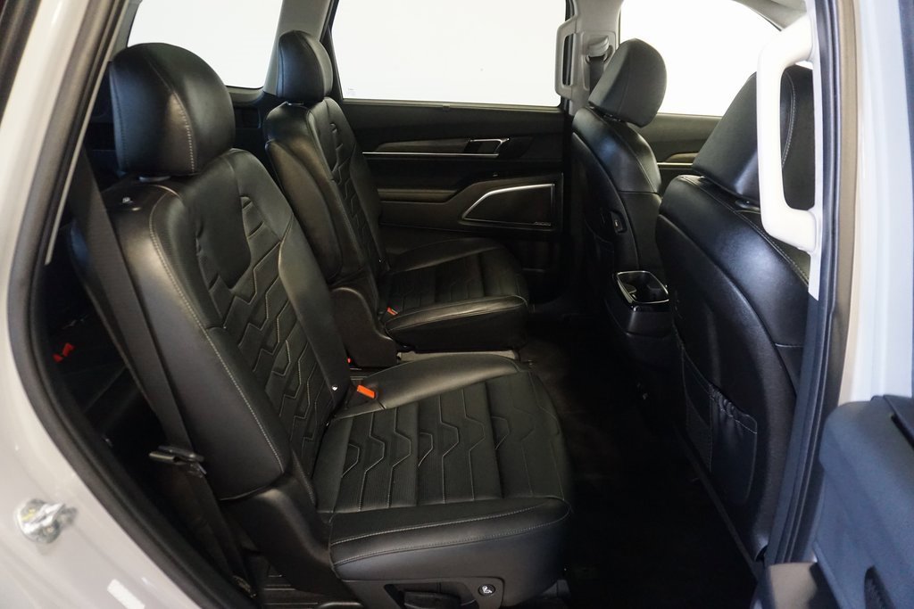 Used 2022 Kia Telluride SX w/ SX Prestige Package image 28