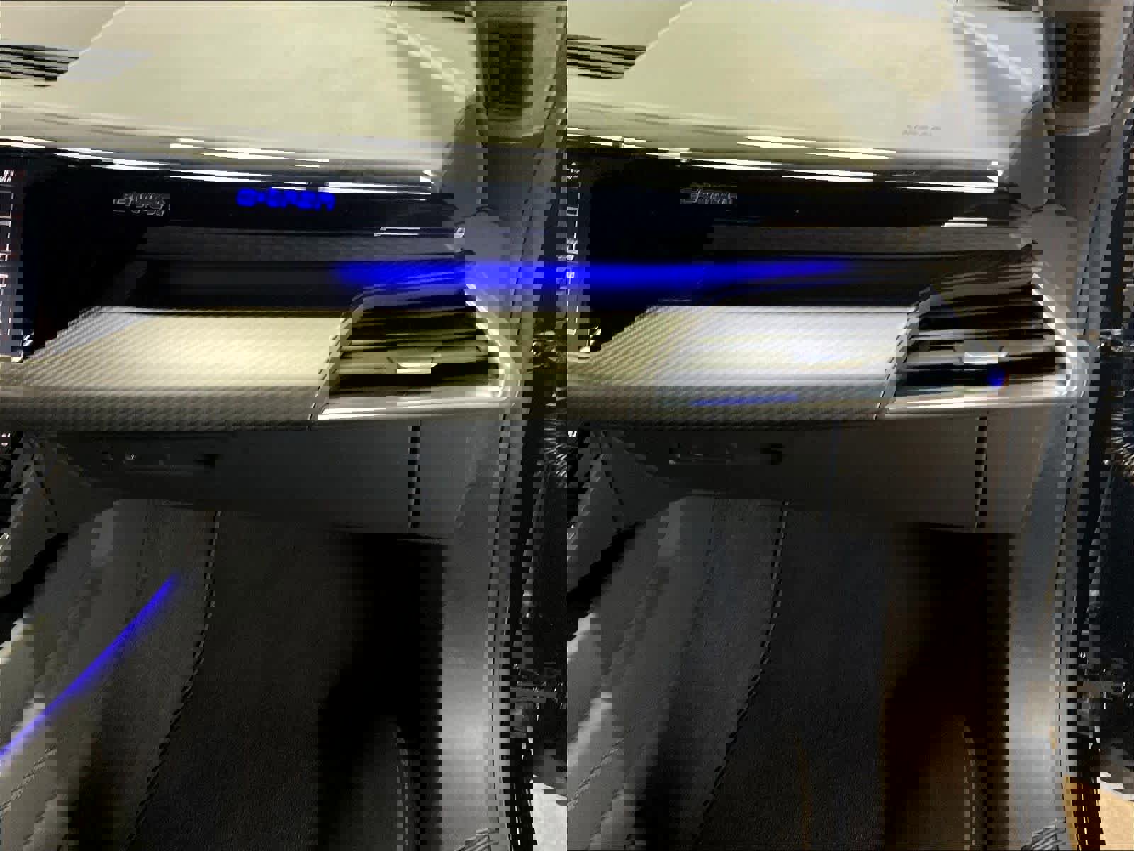 Used 2024 Audi RS e-tron GT w/ Ceramic Brake Package image 17