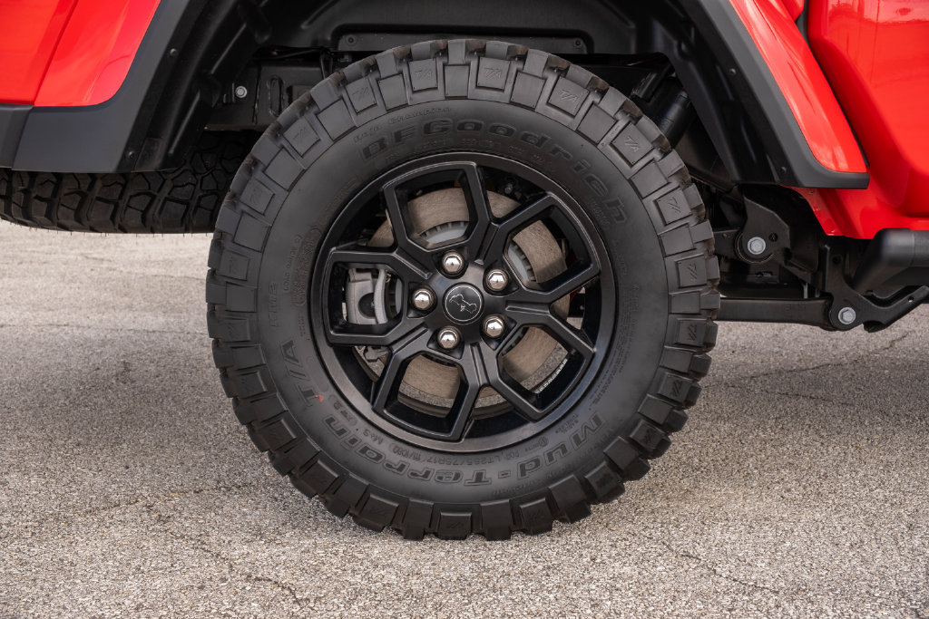 Used 2025 Jeep Gladiator Sport AWD/4WD image 10