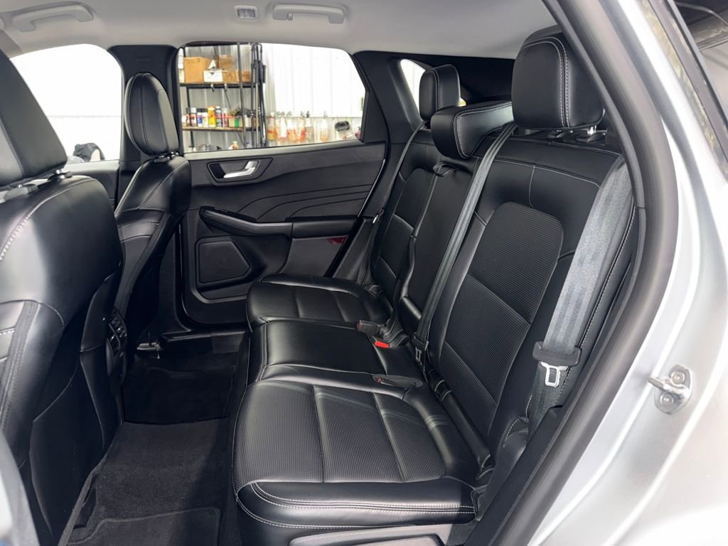 Used 2024 Ford Escape Platinum AWD/4WD image 14