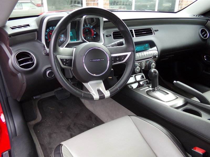 Used 2010 Chevrolet Camaro SS w/ RS Package image 22