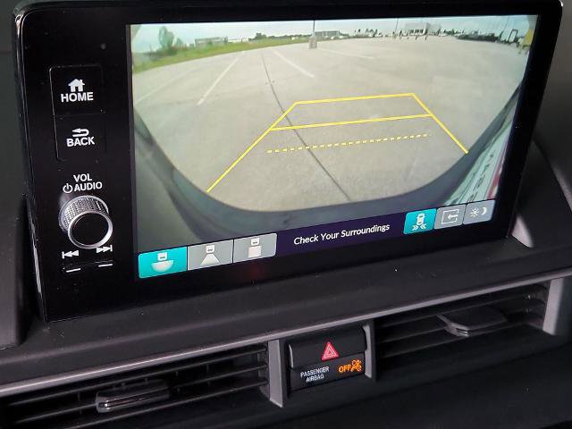 Used 2024 Honda Pilot Touring image 23