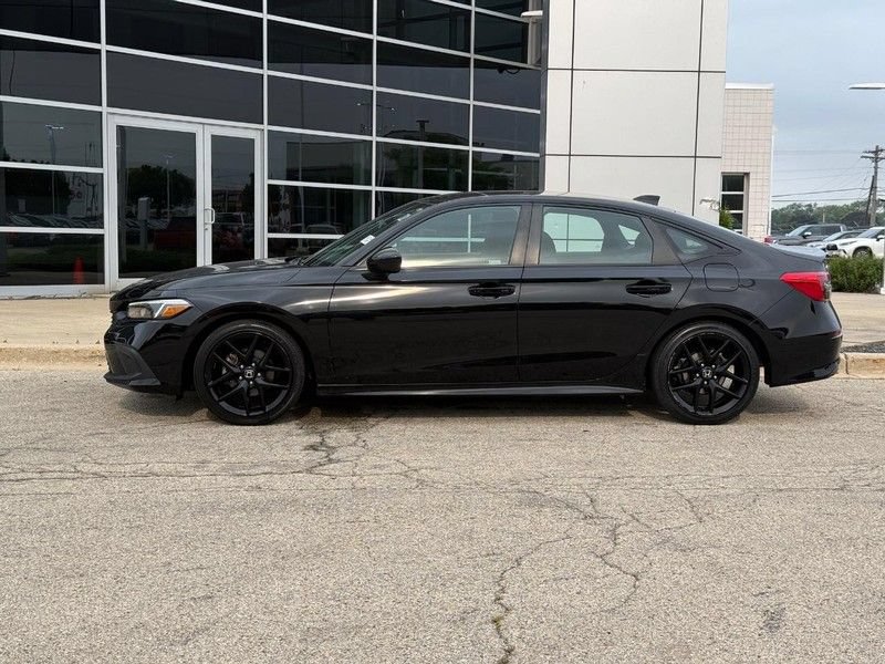 Used 2023 Honda Civic Sport image 6