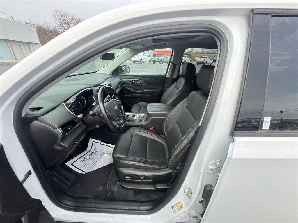 Used 2021 Chevrolet Traverse Premier image 11