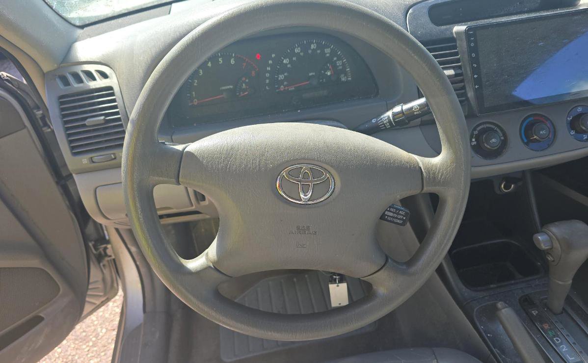 Used 2004 Toyota Camry SE image 10