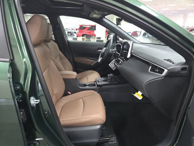 New 2026 Toyota Corolla Cross XLE w/ Convenience Package FWD image 8