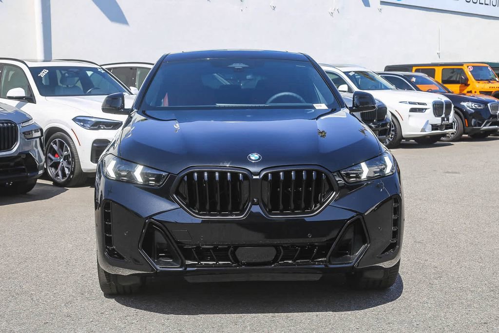 New 2026 BMW X6 xDrive40i w/ Premium Package image 2