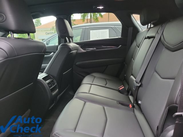 Certified 2024 Cadillac XT5 Premium Luxury w/ Technology Package FWD image 12