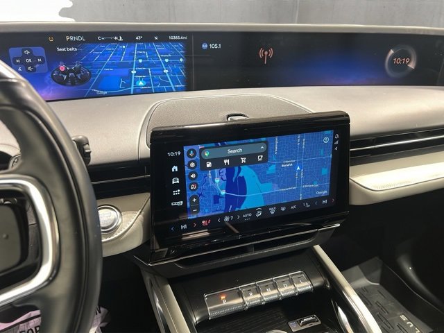 Used 2024 Lincoln Nautilus Reserve image 16