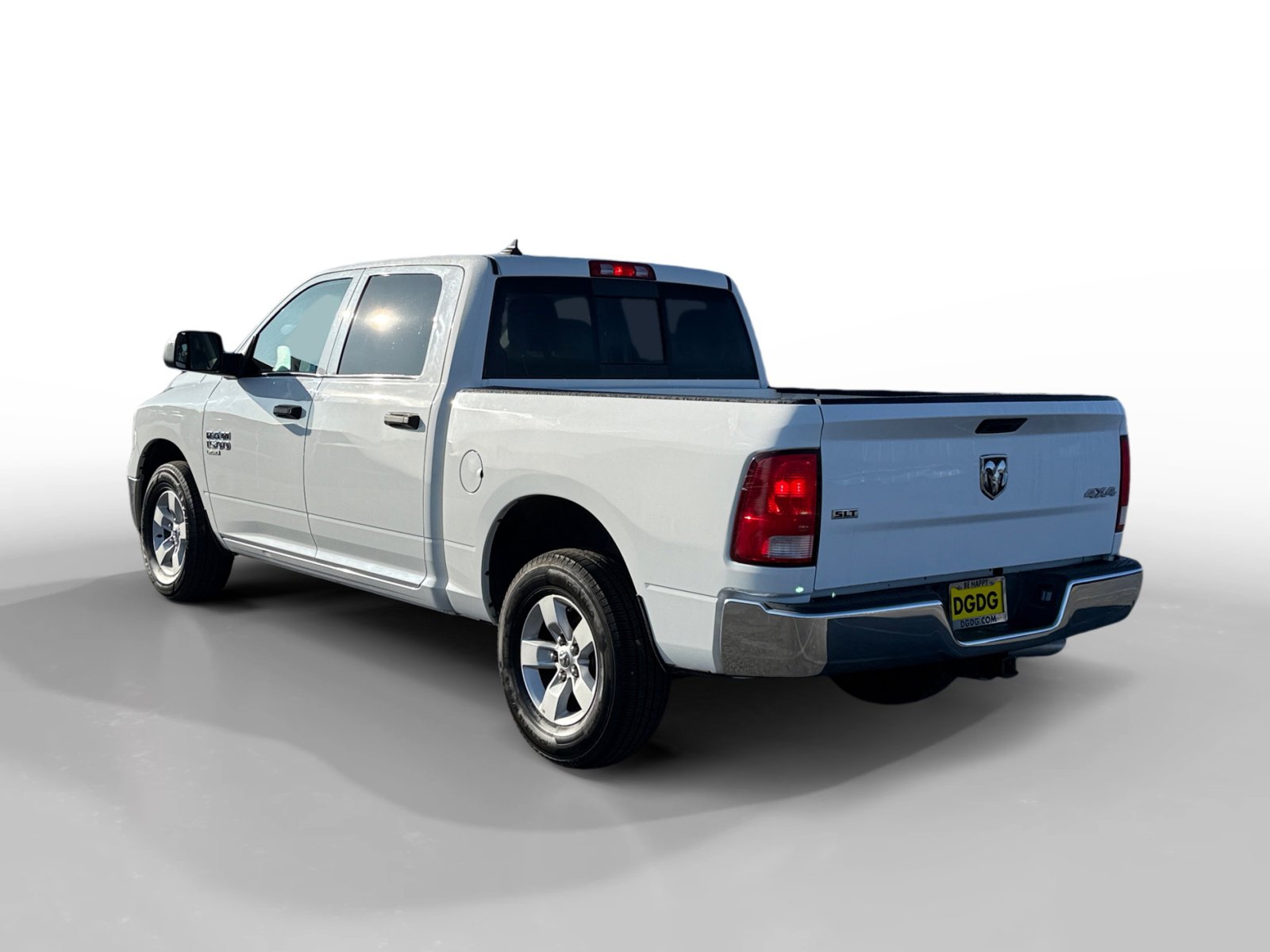 Used 2023 RAM 1500 Classic SLT w/ Trailer & Traction Group image 3