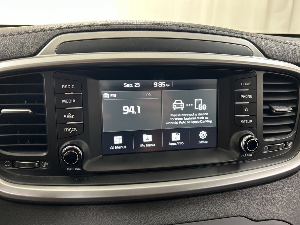 Used 2020 Kia Sorento LX w/ LX I4 Convenience Package AWD/4WD image 14