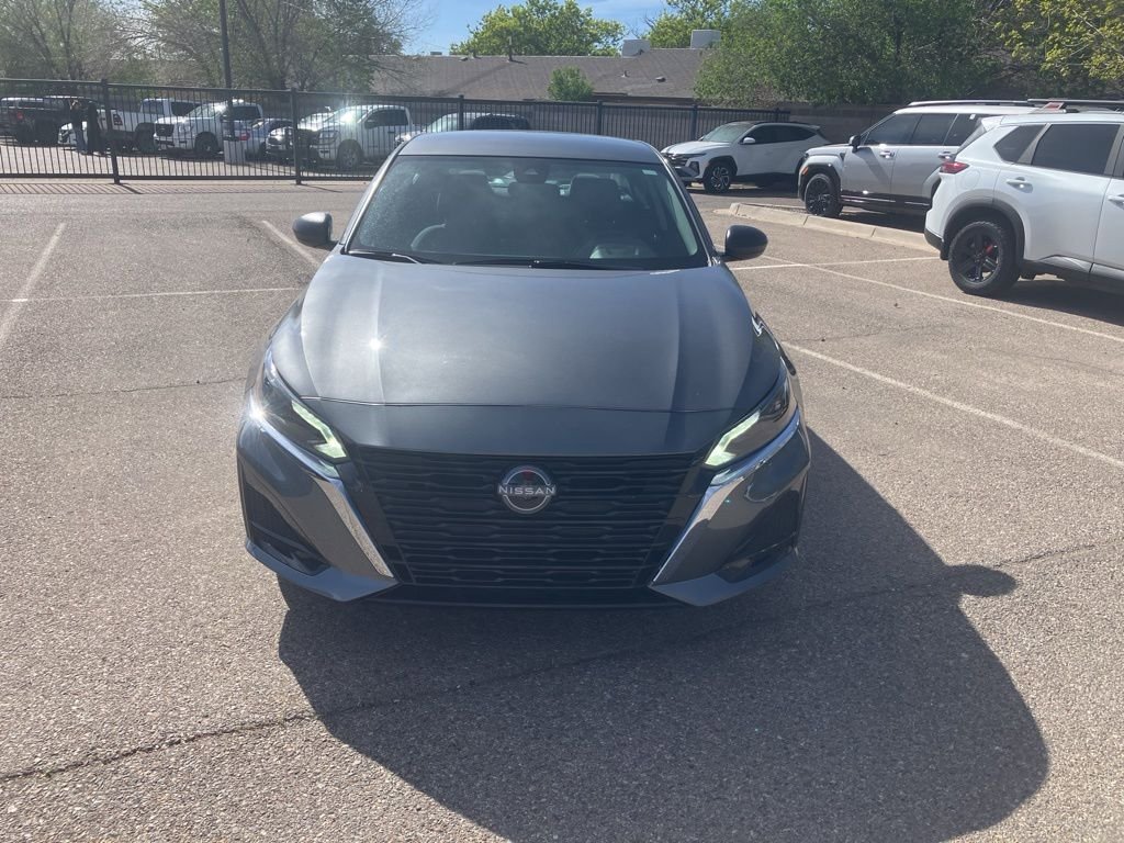 Used 2025 Nissan Altima 2.5 S FWD image 3