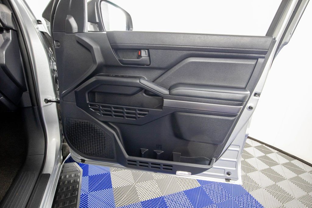 Used 2025 Toyota 4Runner SR5 image 15