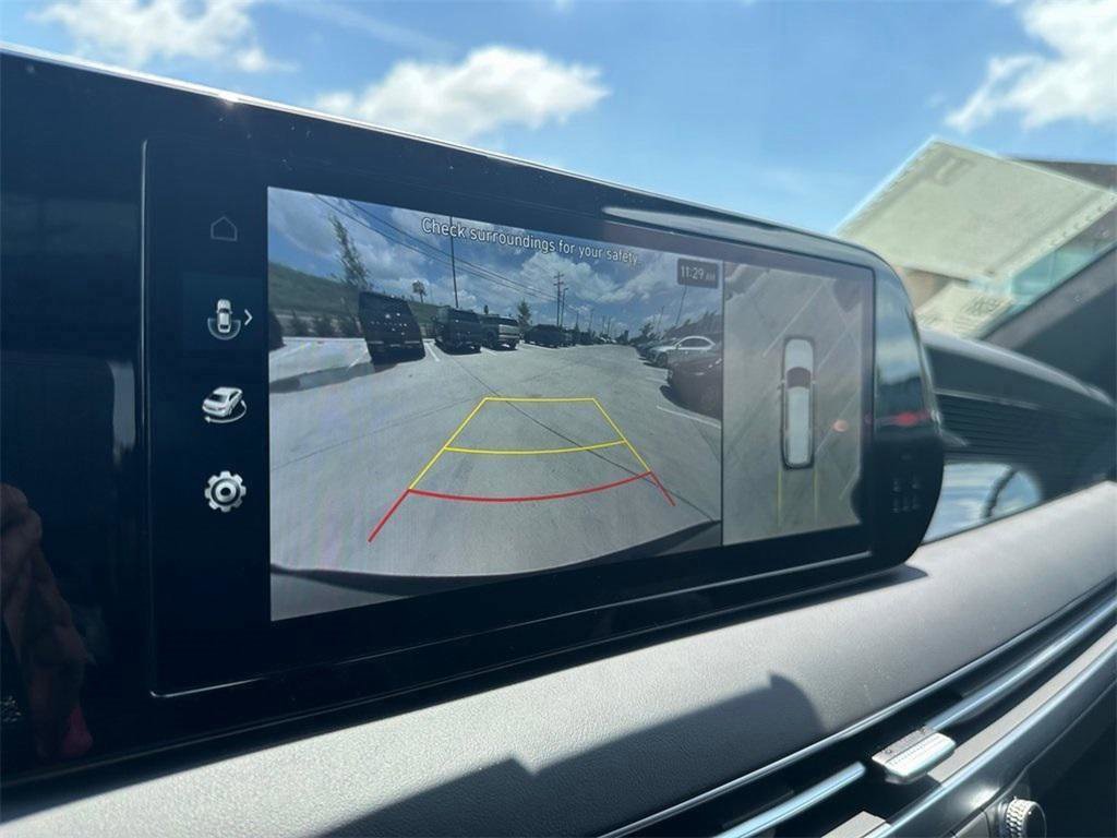 Used 2024 Hyundai Palisade Calligraphy image 13