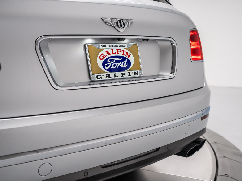 Used 2019 Bentley Bentayga AWD/4WD image 35
