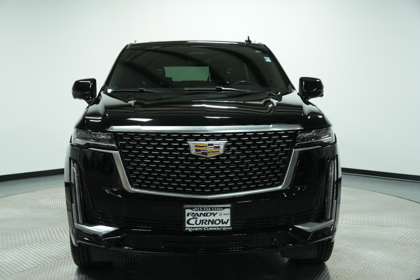 Used 2022 Cadillac Escalade Premium Luxury w/ Performance Package image 2