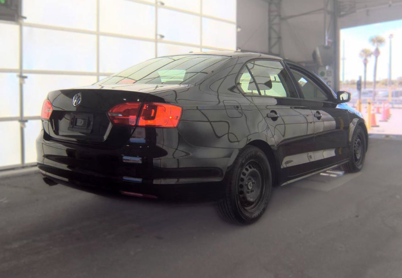 Used 2014 Volkswagen Jetta S FWD image 4