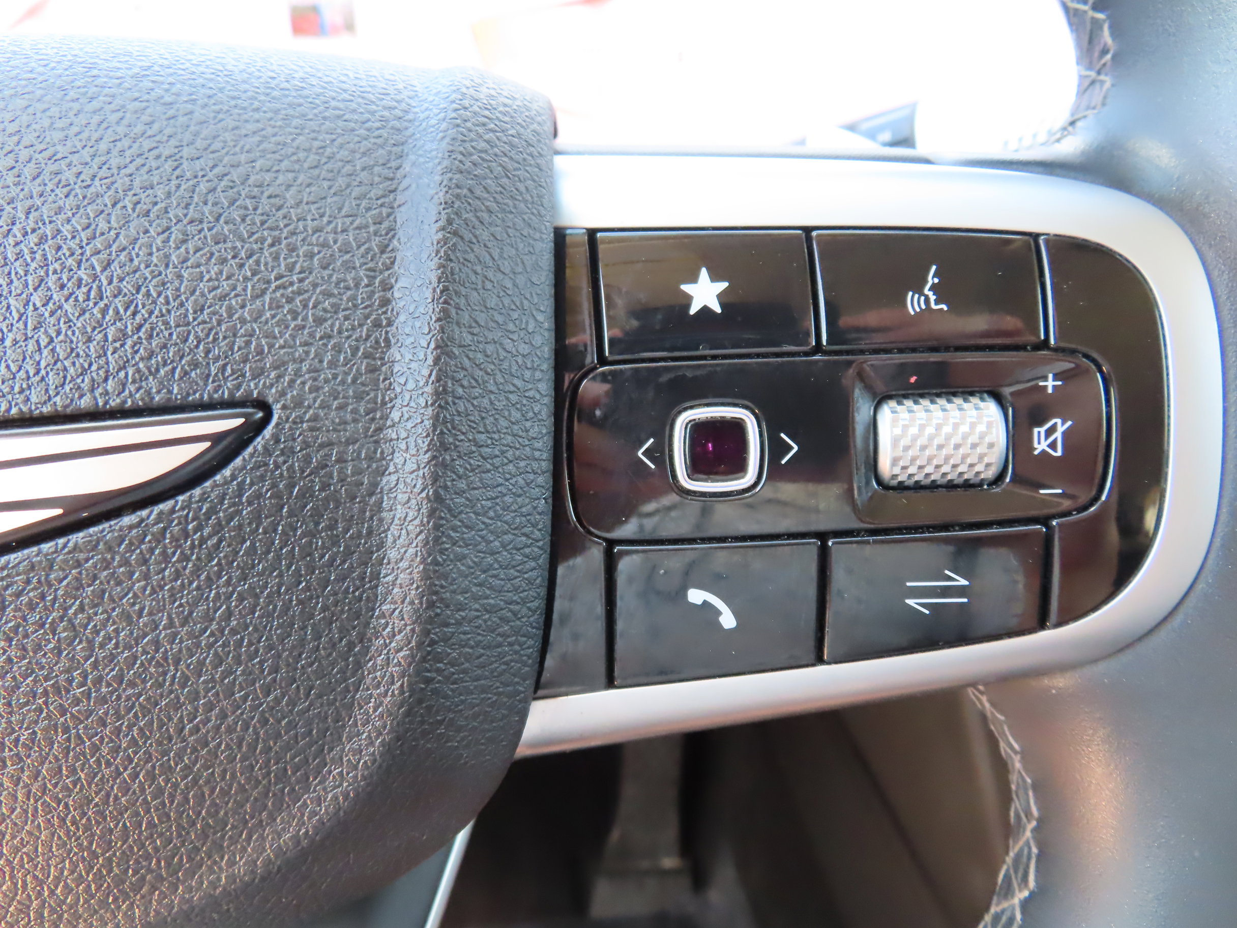 Used 2025 Genesis GV80 2.5T Standard AWD/4WD image 20