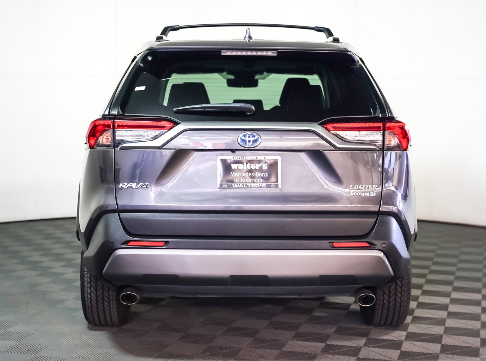 Used 2021 Toyota RAV4 Limited image 13