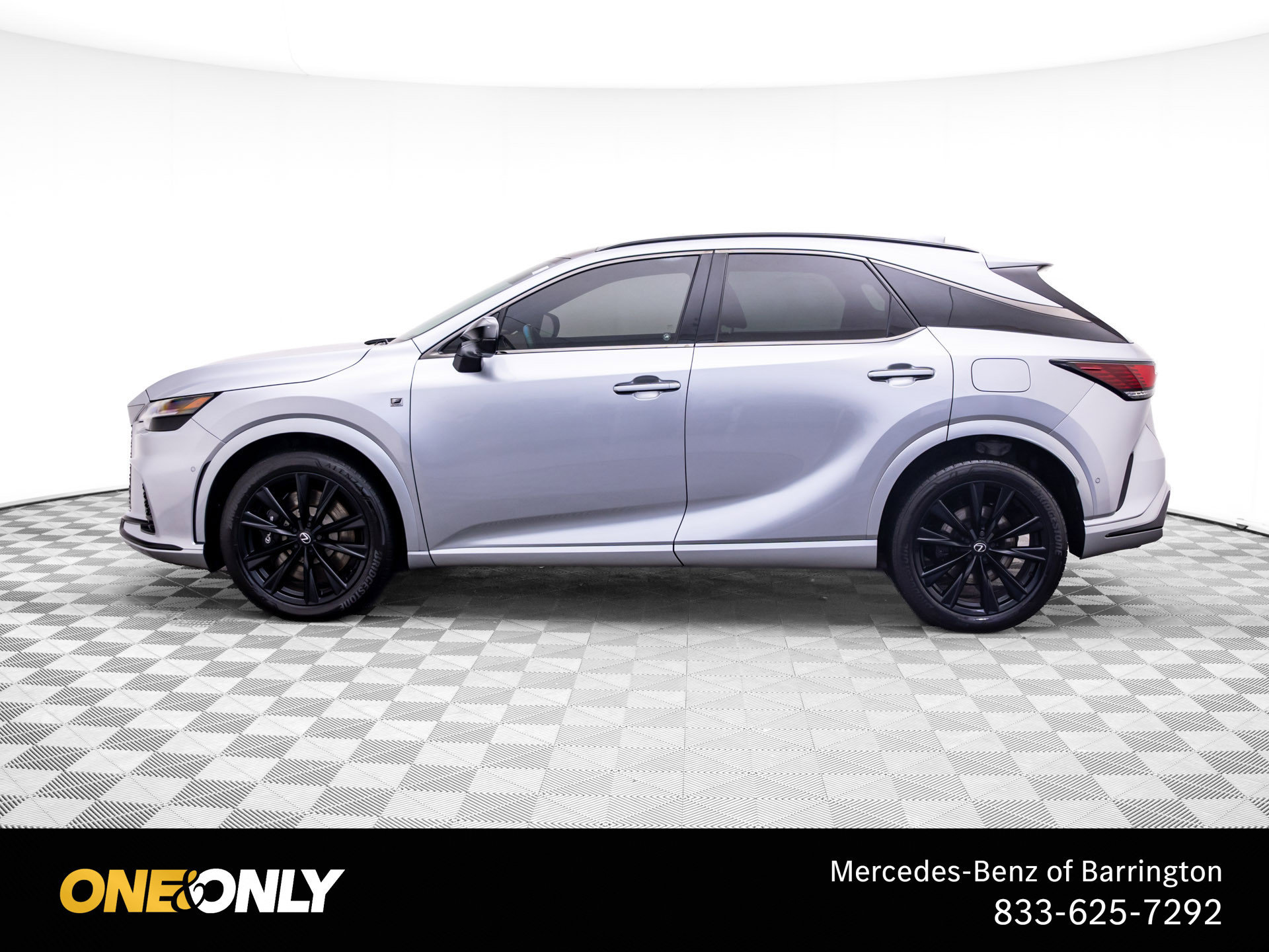 Used 2024 Lexus RX 500h F Sport w/ Convenience Package AWD/4WD image 2