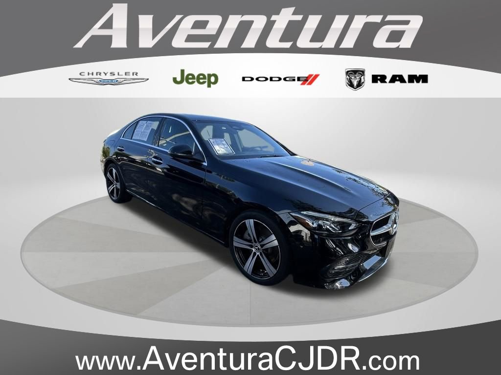 Used 2025 Mercedes-Benz C 300 4MATIC Sedan image 1